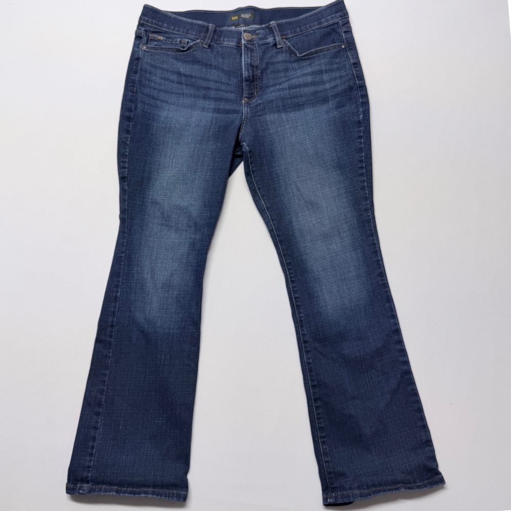 Lee Regular Fit Bootcut Mid Rise Flex Motion Dark Wash Jeans 16 Short